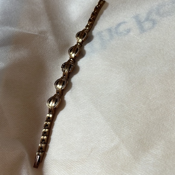 Copper Tone Studded Circle and - Picture 3 of 9